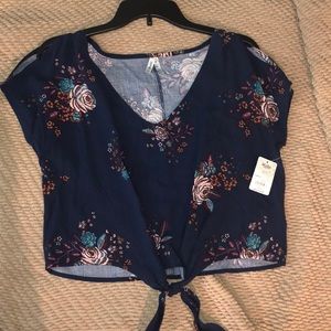 Mudd Floral crop top